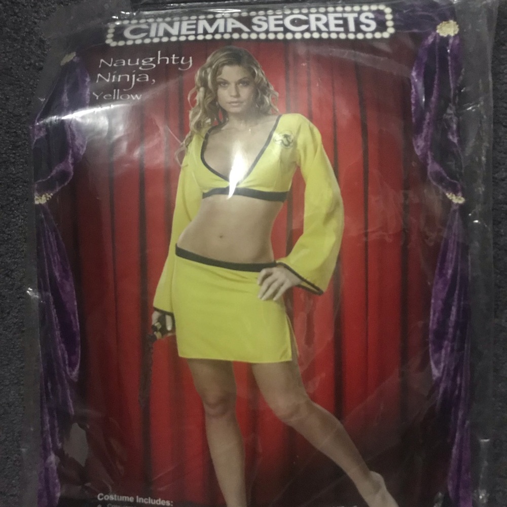 Naughty ninja yellow Halloween costume